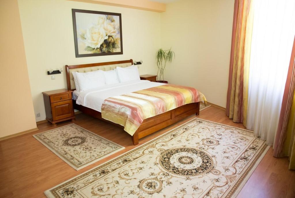 Hotel Nemira สลานิก-มอลโดวา ภายนอก รูปภาพ