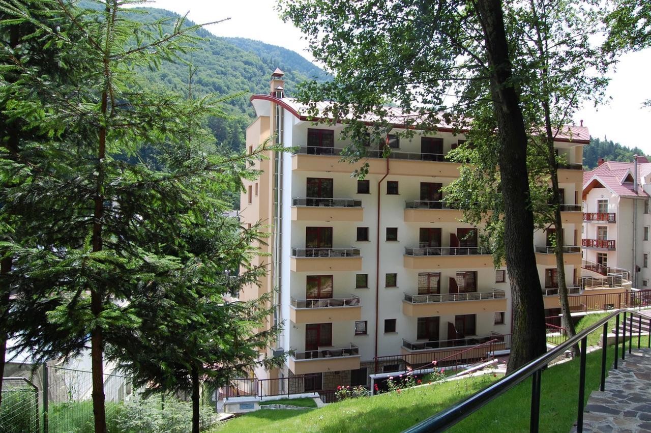 Hotel Nemira สลานิก-มอลโดวา ภายนอก รูปภาพ